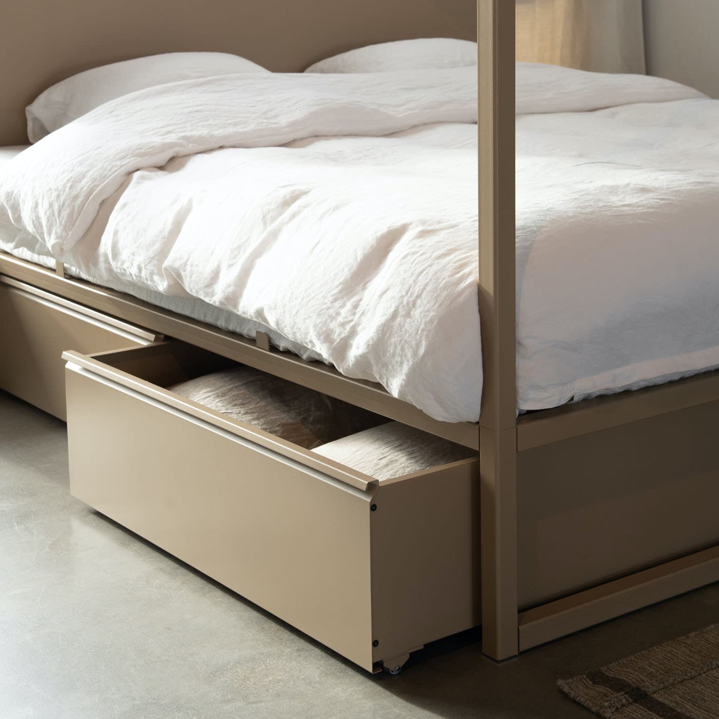 Bedframe °01