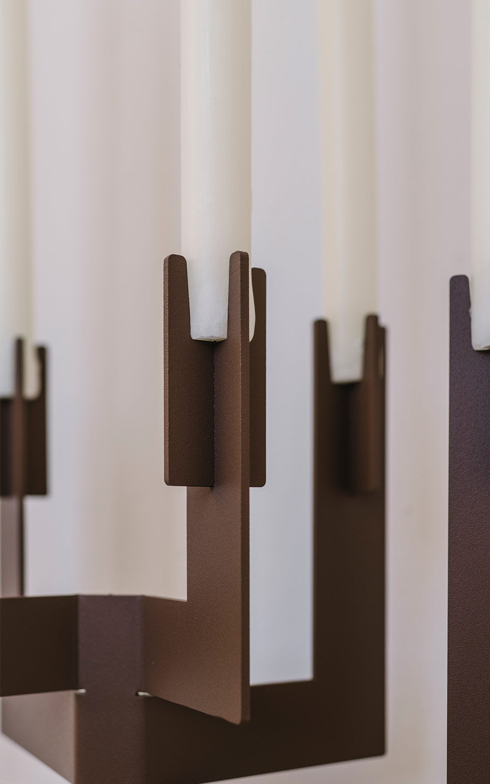 Afbeelding detail Candleholder °01 in Blass Brown / Bruin